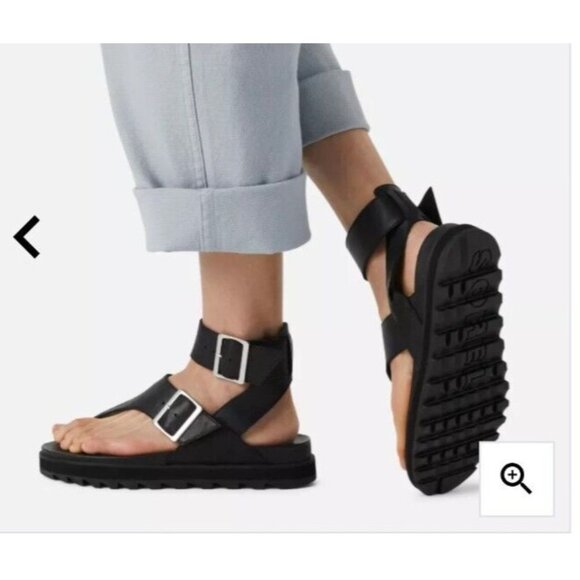 Sorel women’s size 7.5 ROAMING™ T-STRAP SANDALS - Picture 12 of 13